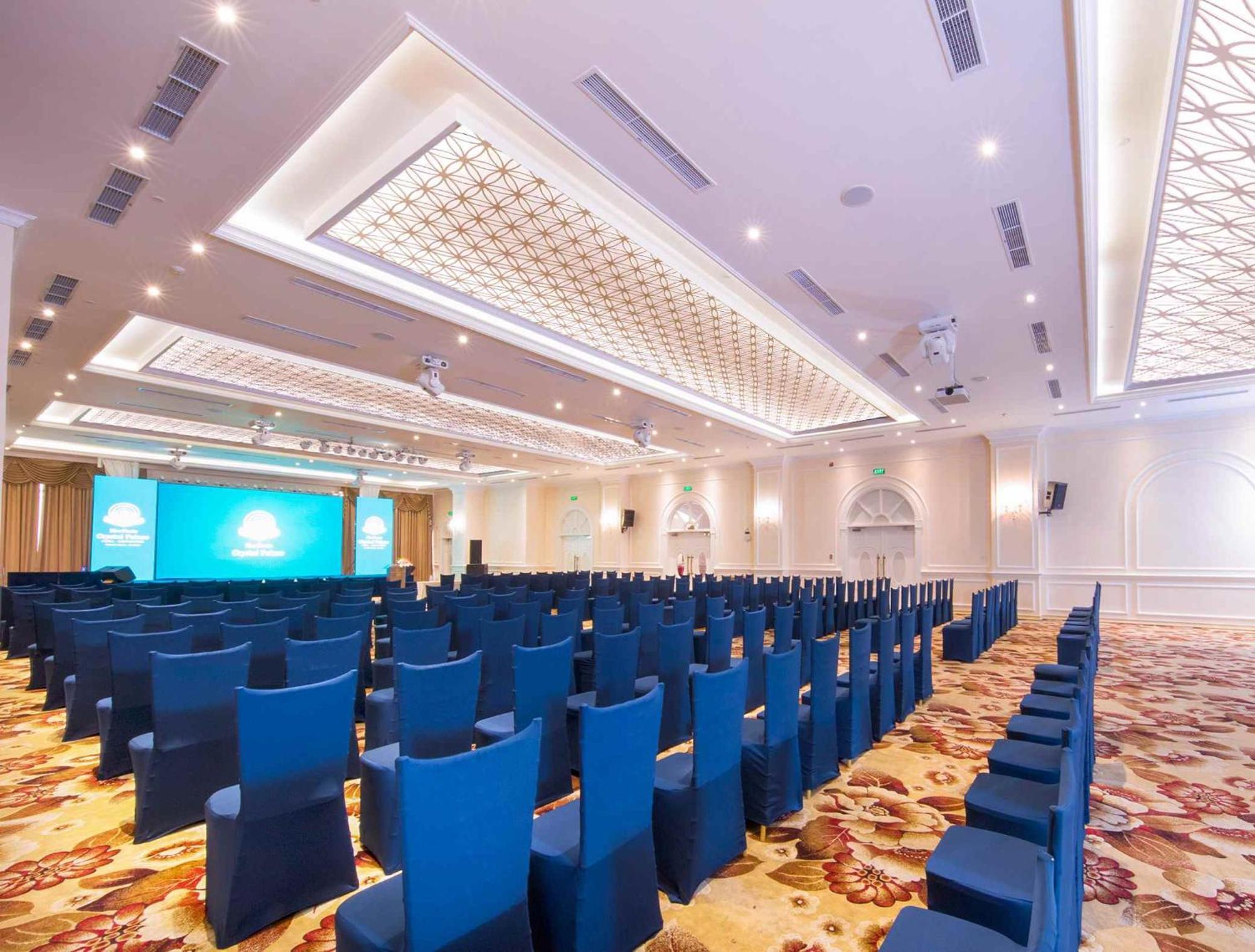 Merperle Crystal Palace Ho Chi Minh City Exterior photo